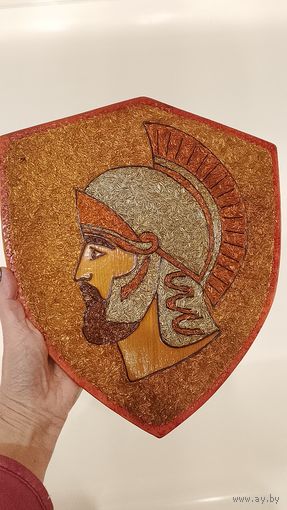 Гладиатор на щите, панно СССР из медной проволоки. Древний Рим, воин