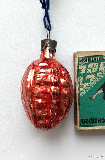 Ёлочная игрушка. В-52.