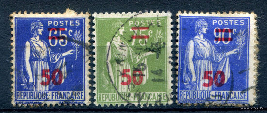 Франция (Республика) - 1940/41г. - аллегория с надпечатками - 3 марки - гашёные. #1-Fr-9-A-2