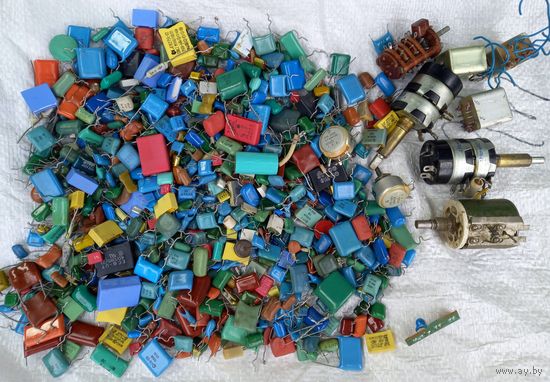 РАДИОДЕТАЛИ. Вес 1,2 кг.