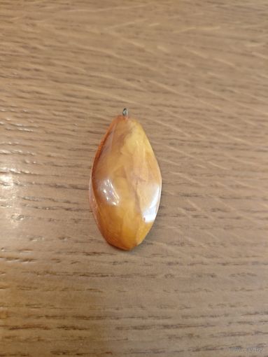 Янтарный кулон (подвеска) ссср