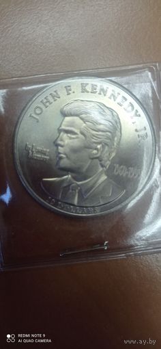 10 долларов Либерии 2000 Кеннеди