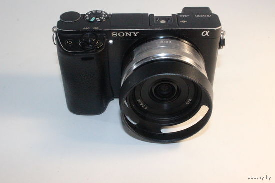 Беззеркальный фотоаппарат Sony Alpha a6300 + Объектив Sony E 16mm F2.8