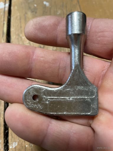 Ключ трёхугольный