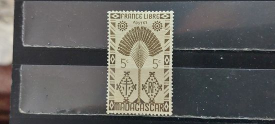 РАСПРОДАЖА МАДАГАСКАР 1943г. Чист*
