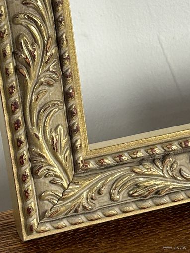 Рама из деревянного багета 40х40 см по подрамнику