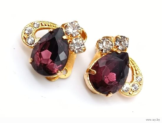 Винтажные клипсы. Чехословакия.