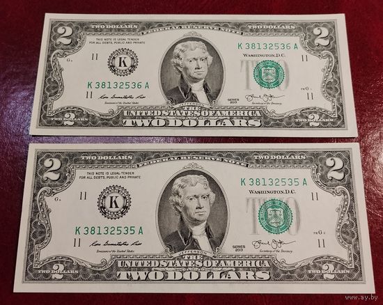 2 доллара 2013 г. Две банкноты одним лотом. Номера подряд. Продажа возможна по отдельности.