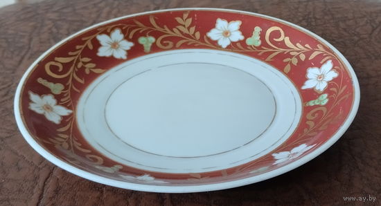 Блюдце эпохи СССР (очень редкий сервиз). Полонский фарфоровый завод (Полонное). 1953-1957 гг