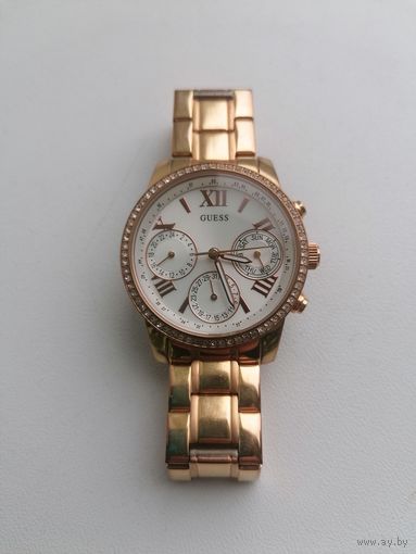 Часы Guess на ходу, торги с Рубля