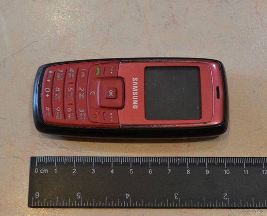 Мобильный телефон Samsung SGH-C 140.
