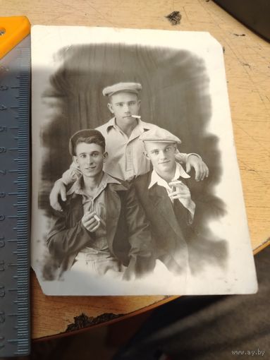 Старое фото