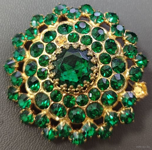 Брошь Эффектная. Европа времен СССР