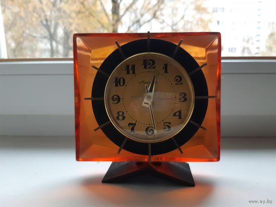 Часы настольные Молния СССР