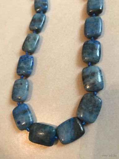 Бусы из натурального камня