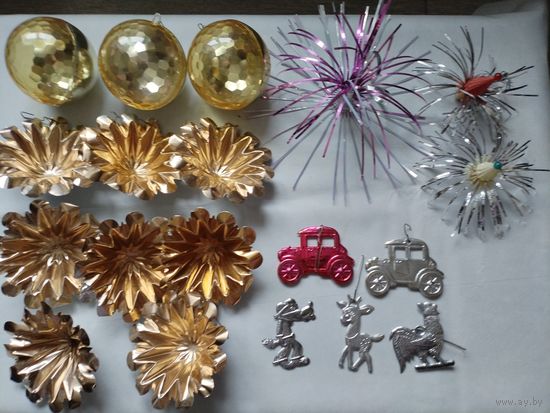 Старые новогодние украшения