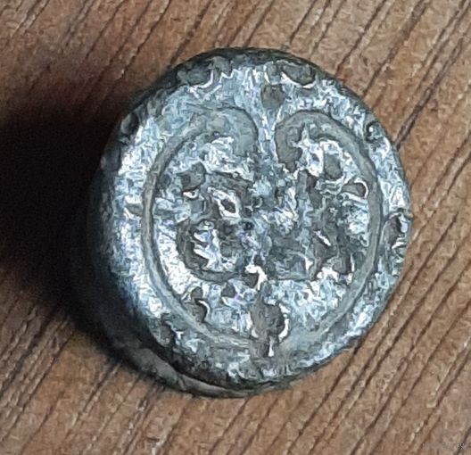 Запонка 73(?) пехотный полк Франция ВА, олово.