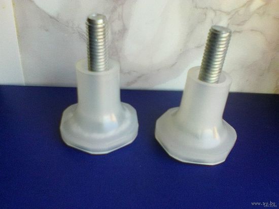 Ножка - К Холодильнику/Морозильнику - "Атлант".