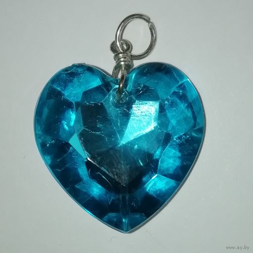 Кулон, подвеска бирюзового цвета. 2,8х2,6 см