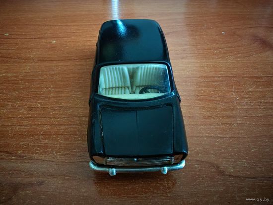 Innocenti morris im3