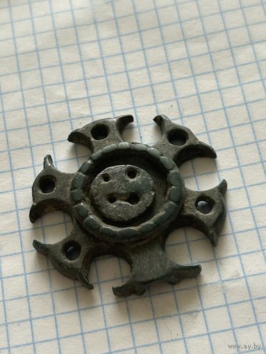 Старинный красивый ременной распределитель