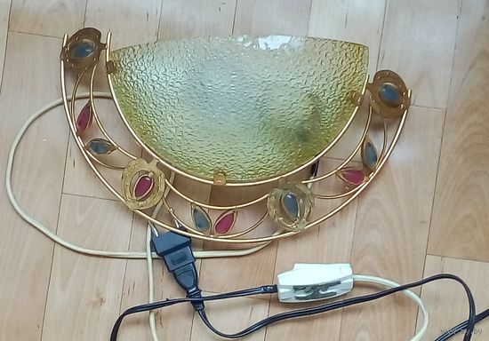Светильник