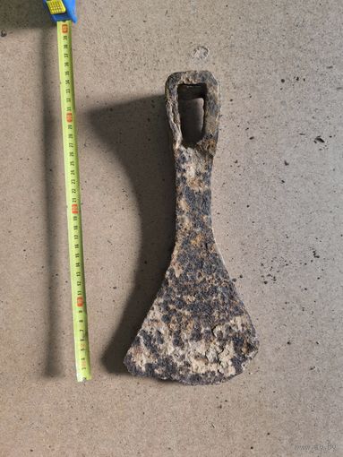 Старинная кованная мотыга, пмв