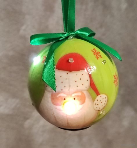 Шар новогодний музыкальный с подсветкой