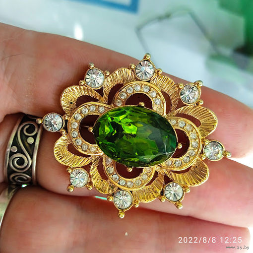 Винтажная брошь.Клеймо.