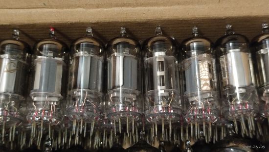 Радиолампа 6ж5п 1982г
