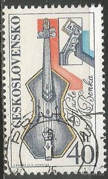 Чехословакия. Скрипка. 1974г. Mi#2205.
