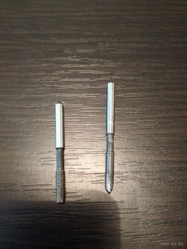 Метчик-накатник М5х0.8(СССР)