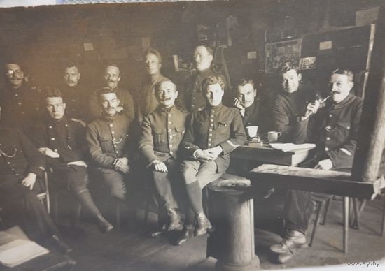 Фото ПМВ Бойцы в блиндаже, греются у буржуйки.Оригинал!
