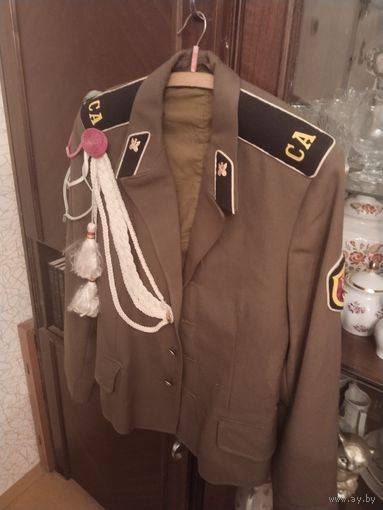 Дембельский китель СССР.( Погоны, шеврон, петлицы, аксельбант) Отличное состояние.