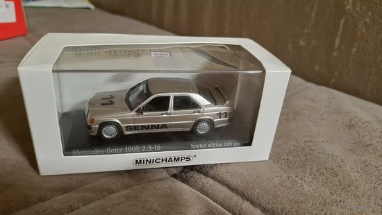 Mercedes 190E(W201) Айртона Сенны , 1/43, Minichamps