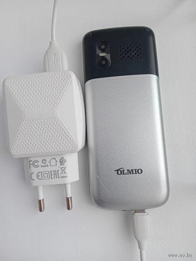 Кнопочный мобильный телефон OLMIO М22