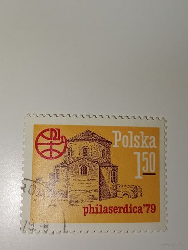 Польша 1979 На марке изображена старинная церковь, что является частью серии, посвященной культурному наследию.