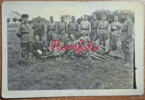 1944 Советские солдаты на фронте в Европе ППШ