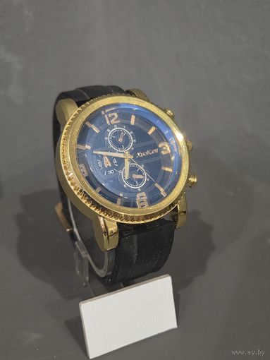 Очень крупные часы + интересный ремешок!!!