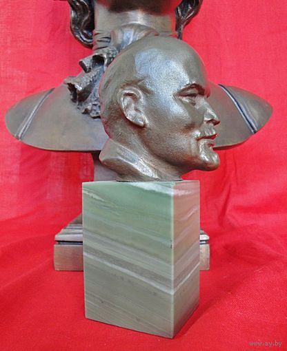 Бюст Ленин В.И. (бронза/камень) СССР