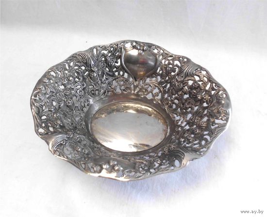 Конфетница Орешница 15 х 13 Серебрение 01