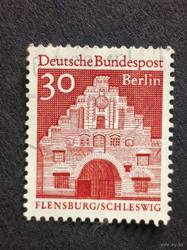Германия 1966. Берлин. Здания Германии 12 века. Северные ворота, Фленсбург