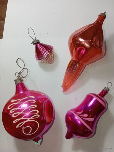 Ёлочная игрушки , Юла  4 штуки . СССР .