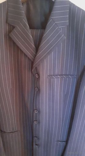 Костюм мужской