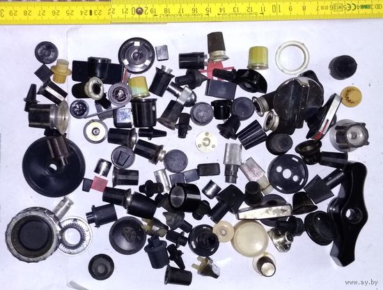 Ручки для различных приборов и аппаратуры. 80 шт Одним лотом.