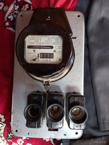 Счётчик однофазный СО-И446 со щитком