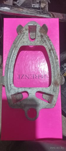 Подставка под утюг