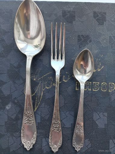 Старые  мельхиоровые предметы