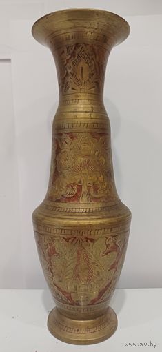 Все лоты с 1р.Ваза Индия