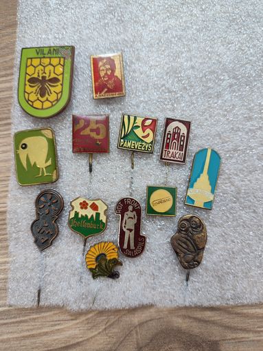 Значки тяжёлые на выбор. Распродажа.